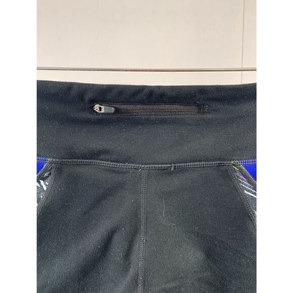 Fabletics Black Iris Navassa Crop Leggings Carnival Print Size XS - Picture 7 of 10